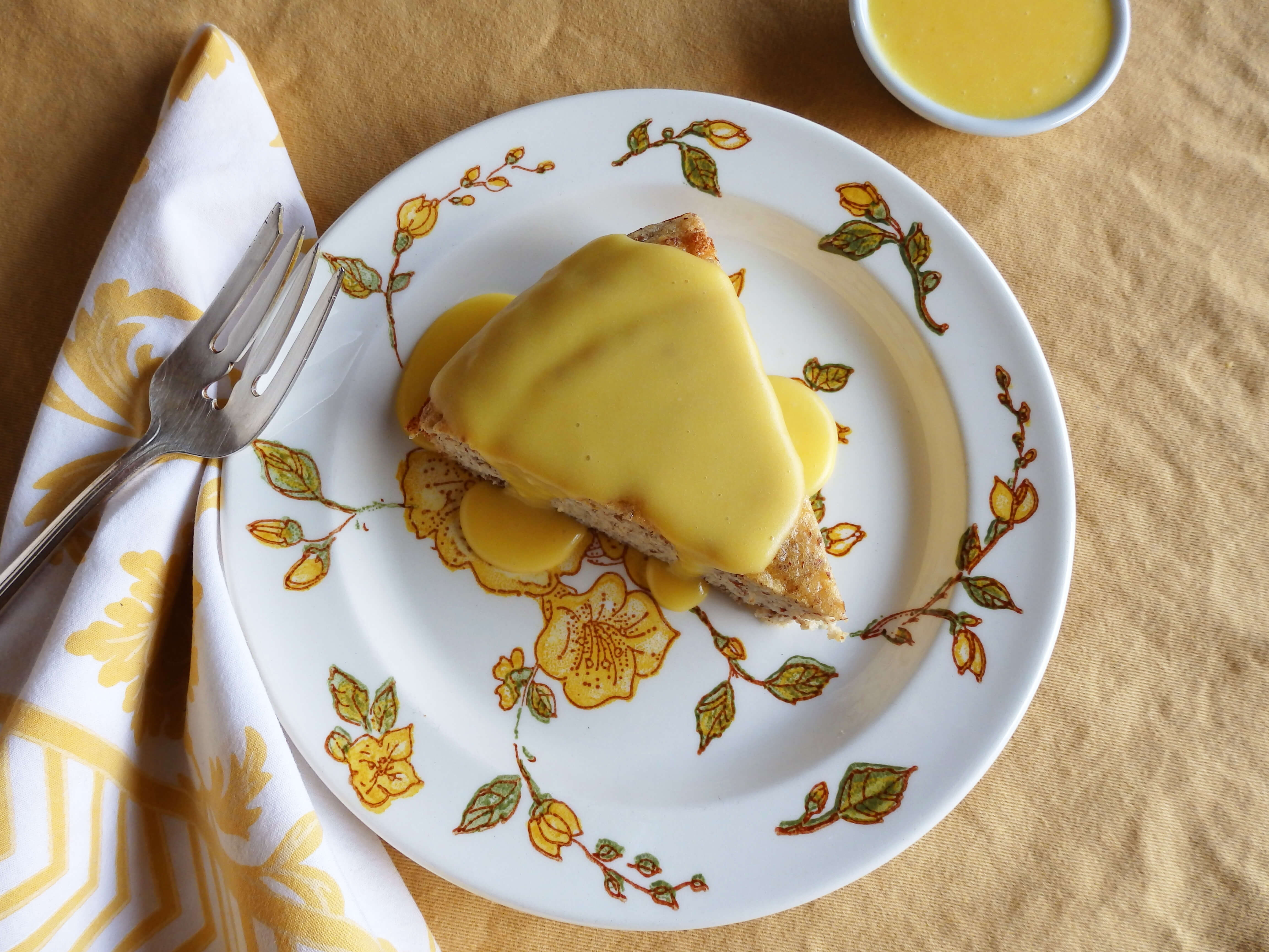 Almond Sponge Cake With Lemon Curd » The Candida Diet