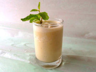 Almond Mint Smoothie