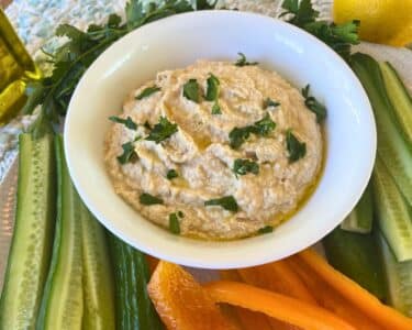 cauliflower hummus